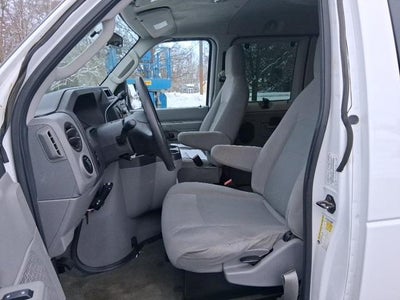 2012 Ford Econoline Wagon XL
