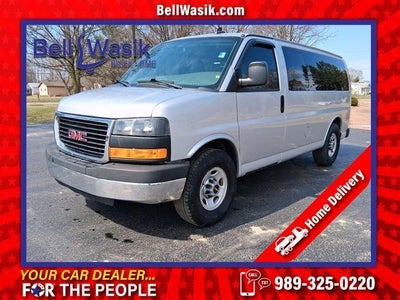 2016 GMC Savana Passenger 2500 LT