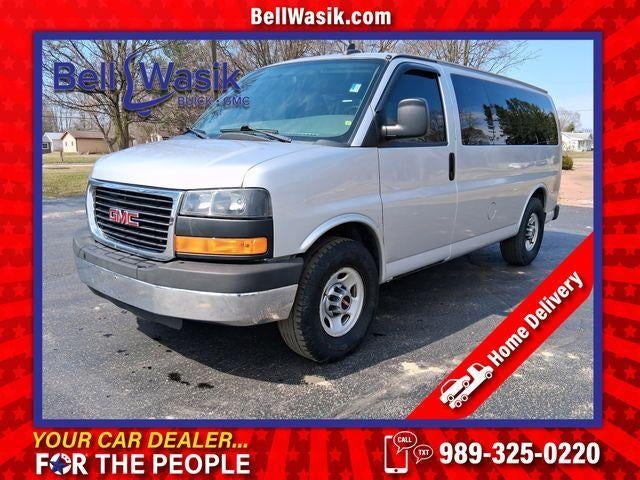 2016 GMC Savana Passenger 2500 LT