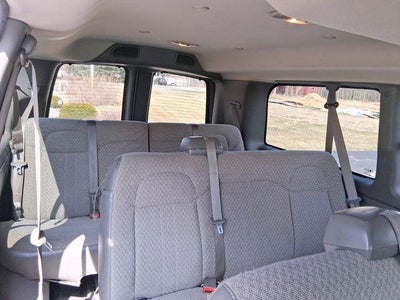 2016 GMC Savana Passenger 2500 LT