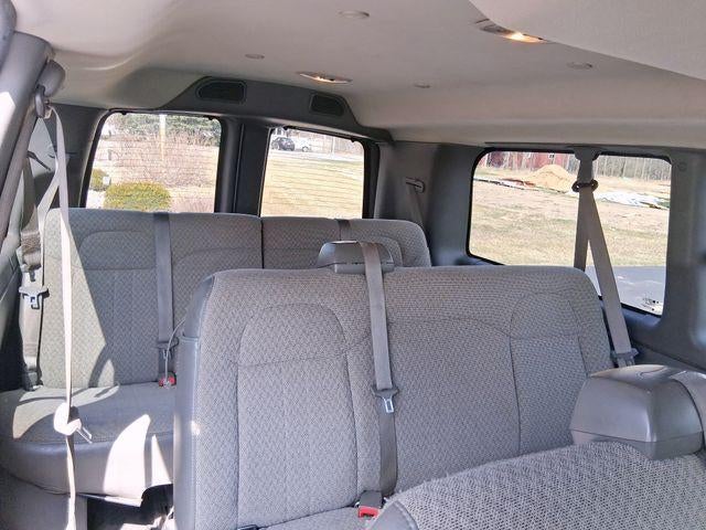 2016 GMC Savana Passenger 2500 LT
