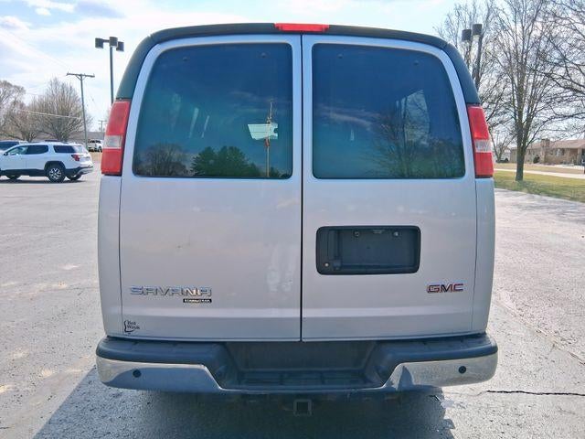 2016 GMC Savana Passenger 2500 LT