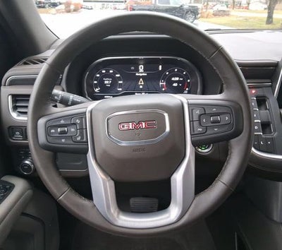 2023 GMC Yukon SLT
