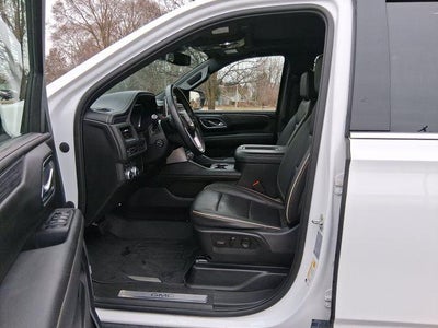 2023 GMC Yukon XL SLT