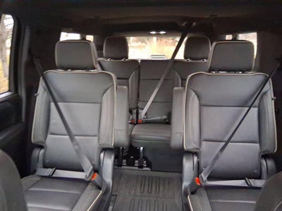 2023 GMC Yukon XL SLT