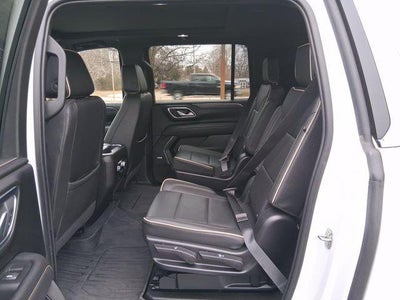 2023 GMC Yukon XL SLT