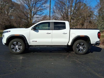 2024 GMC Canyon AT4