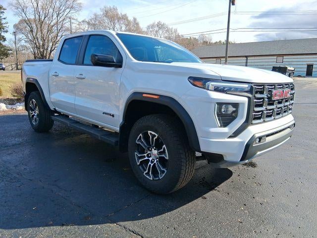 2024 GMC Canyon AT4