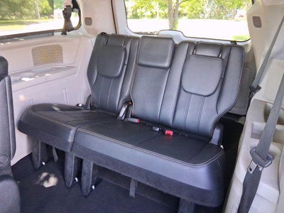 2014 Chrysler Town & Country Touring