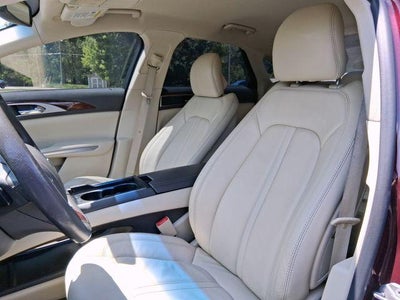 2013 Lincoln MKZ Base