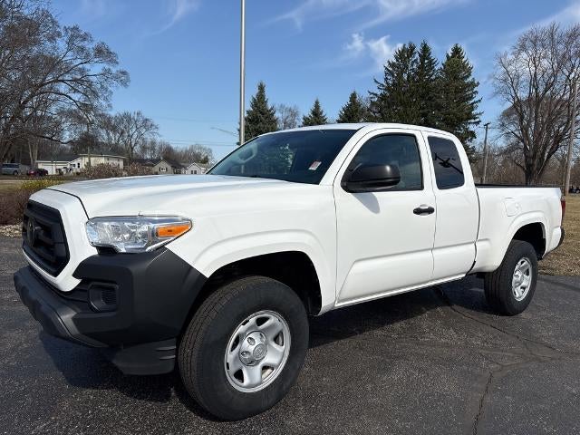 2022 Toyota Tacoma 4WD SR