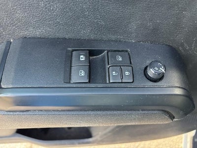 2022 Toyota Tacoma 4WD SR