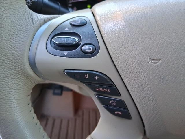 2013 Nissan Pathfinder SL