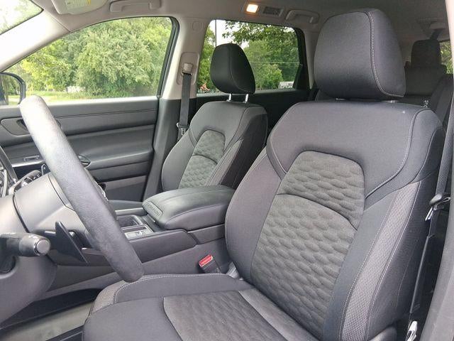 2024 Nissan Pathfinder S