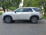 2024 Nissan Pathfinder S