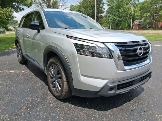 2024 Nissan Pathfinder S