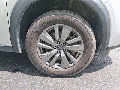 2024 Nissan Pathfinder S