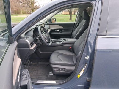 2024 Toyota Grand Highlander XLE