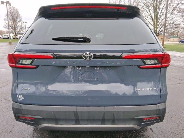 2024 Toyota Grand Highlander XLE