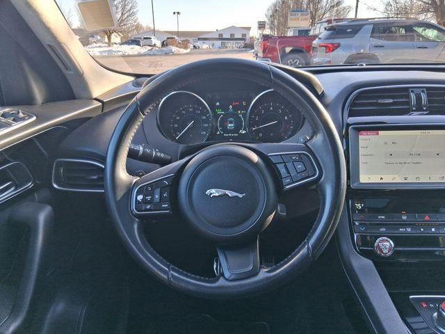 2019 Jaguar F-PACE 25t