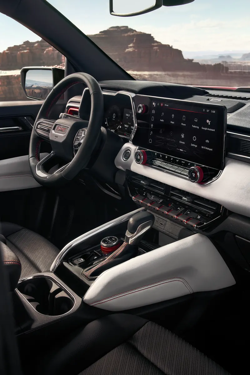 2026 GMC Canyon infotainment system at Bell Wasik Buick GMC in CARO MI